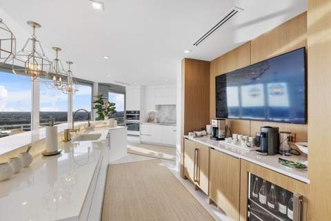 1700 S Ocean Boulevard #Ph B-D, Lauderdale-By-The-Sea FL - photo 22 of 105