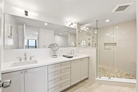 3589 S Ocean Boulevard #808, South Palm Beach FL - photo 14 of 100