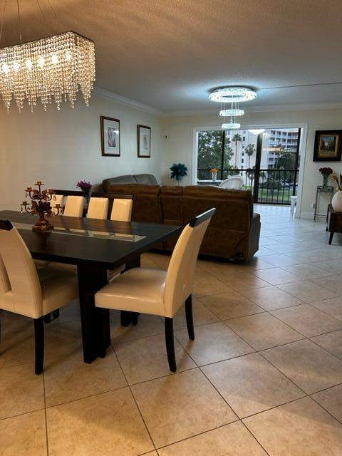7290 Ashford Place #404, Delray Beach FL - photo 11 of 60