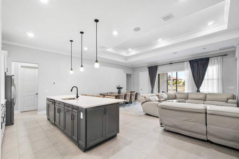 4 bedroom Single Family Residence at 9578 Mosler Trail, Windsong Estates, Lake Worth — photo 4