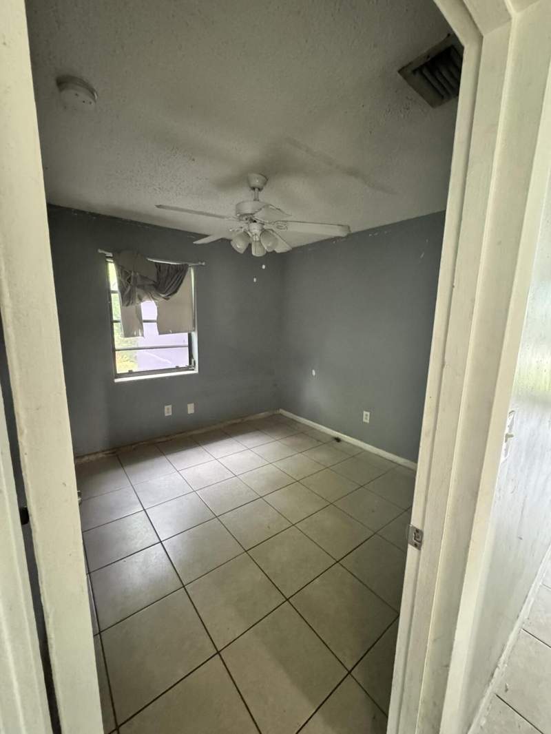 3 bedroom Single Family Residence at 243 NE 39th Court, Pompano Beach Highlands 8th Sec, Deerfield Beach — photo 2