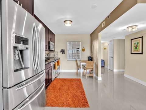 605 Oaks Drive #810, Pompano Beach FL - photo 19 of 52