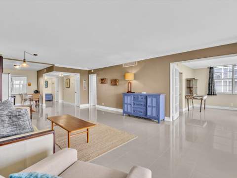 605 Oaks Drive #810, Pompano Beach FL - photo 23 of 52