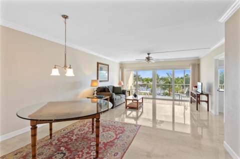 400 N Federal Highway #408, Deerfield Beach FL - photo 7 of 47