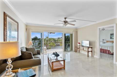 400 N Federal Highway #408, Deerfield Beach FL - photo 9 of 47