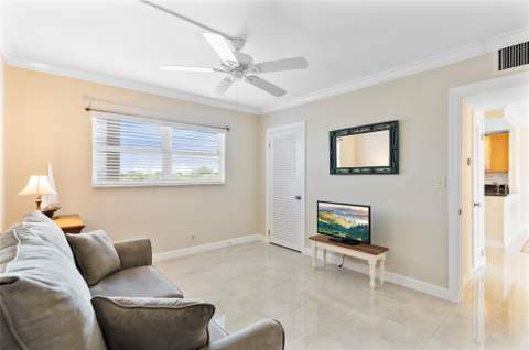 400 N Federal Highway #408, Deerfield Beach FL - photo 17 of 47