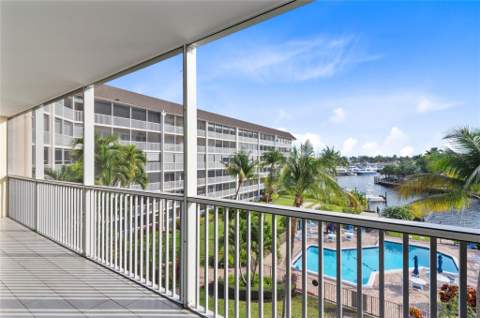 400 N Federal Highway #408, Deerfield Beach FL - photo 24 of 47