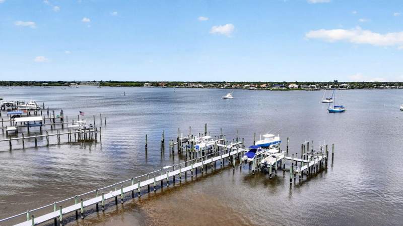 2 bedroom Condominium at 624 SW St Lucie Crescent #208, Edgewater Villas Condo, Stuart — photo 4