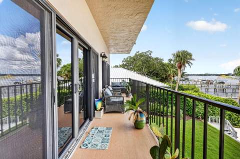624 SW St Lucie Crescent #208, Stuart FL - photo 17 of 58