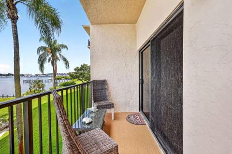 624 SW St Lucie Crescent #208, Stuart FL - photo 19 of 58