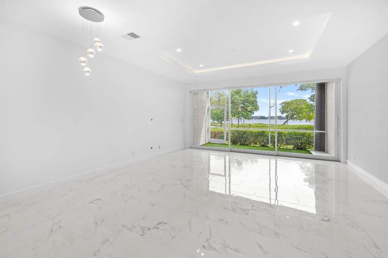 3 bedroom Townhouse at 88 N Lakeshore Drive, Lakeshore North, Hypoluxo — photo 4