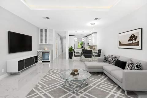 88 N Lakeshore Drive, Hypoluxo FL - photo 6 of 67