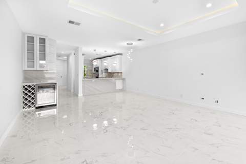 88 N Lakeshore Drive, Hypoluxo FL - photo 7 of 67