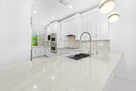 88 N Lakeshore Drive, Hypoluxo FL - photo 11 of 67