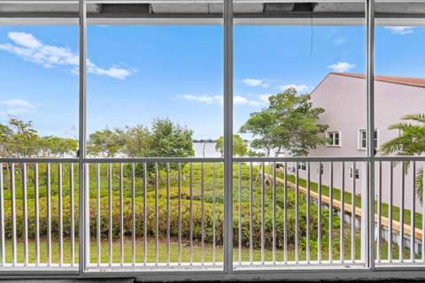88 N Lakeshore Drive, Hypoluxo FL - photo 20 of 67