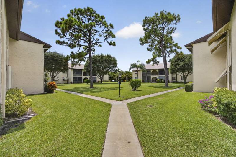 2 bedroom Condominium at 3625 La Aires Court #C-1, La Pinata Condo, Greenacres — photo 5