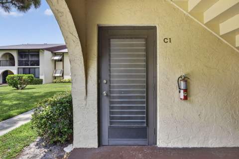 3625 La Aires Court #C-1, Greenacres FL - photo 8 of 39