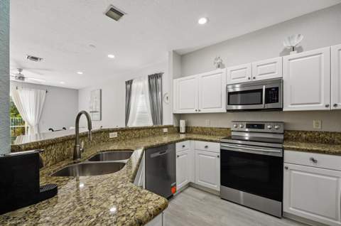 1428 Canary Island Drive, Weston FL - photo 6 of 16