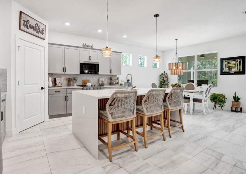 4 bedroom Single Family Residence at 6651 SE Park Trace Drive, Preserves at Park Trace, Stuart — photo 5