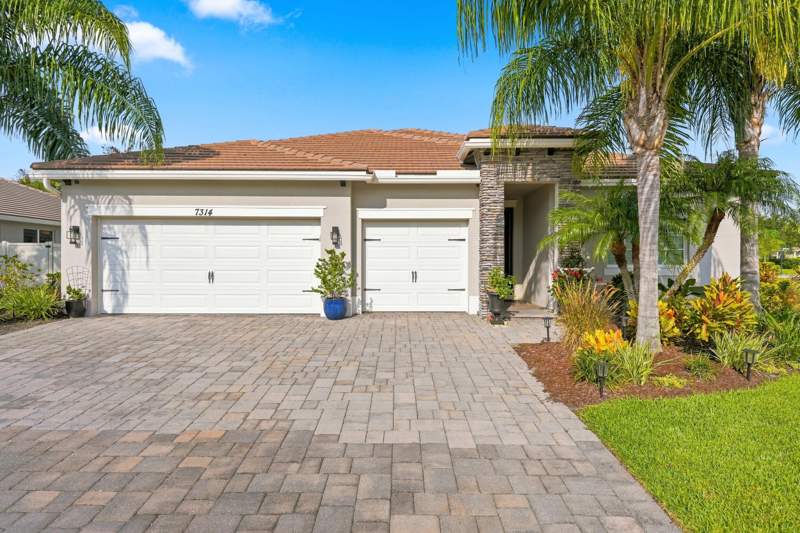 4 bedroom Single Family Residence at 7314 SW Kantner Drive, Tidewater Pointe, Stuart — photo 3