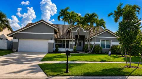 16320 NW 9Th Drive, home for sale in Pembroke Pines 33028