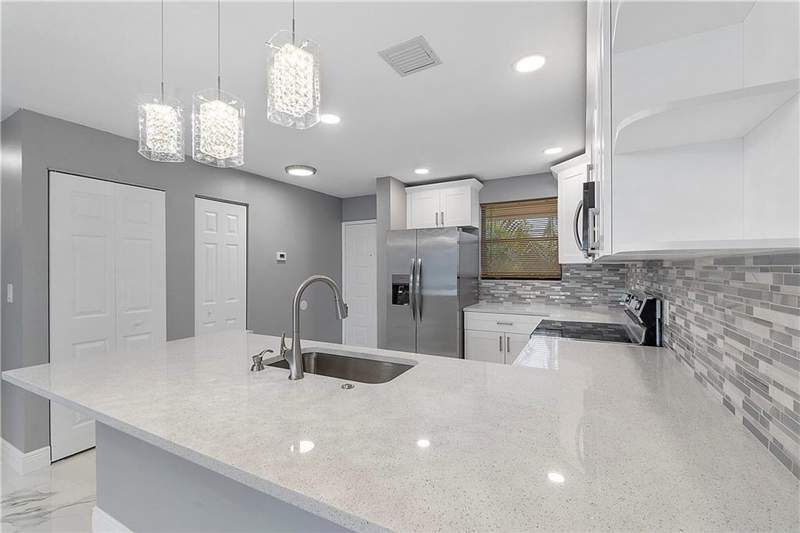 2 bedroom Condominium at 11477 NW 39th Court #305-1, Waters Edge Of Coral Springs, Coral Springs — photo 3
