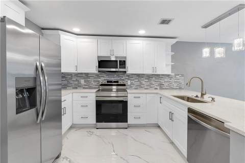 11477 NW 39th Court #305-1, Coral Springs FL - photo 6 of 31