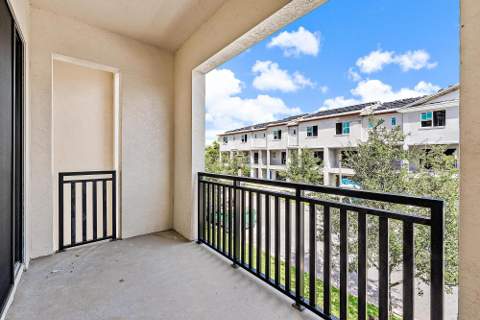 5268 Beckman Terrace, Palm Beach Gardens FL - photo 21 of 57