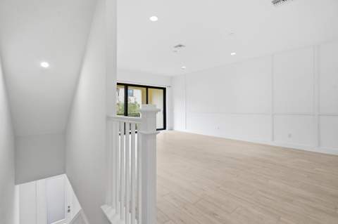 5268 Beckman Terrace, Palm Beach Gardens FL - photo 15 of 57