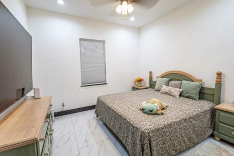 725 Mercury Street, West Palm Beach FL - photo 24 of 35