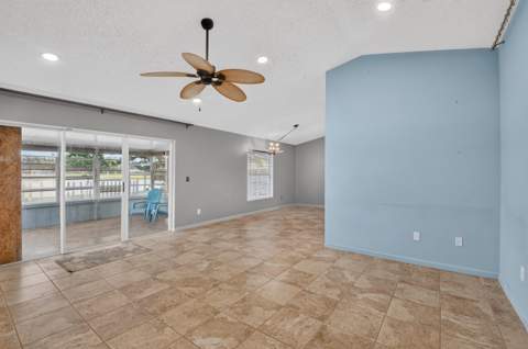 6773 Alden Ridge Drive, Boynton Beach FL - photo 8 of 53