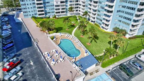 1900 S Ocean Drive #1702, Fort Lauderdale FL - photo 24 of 28