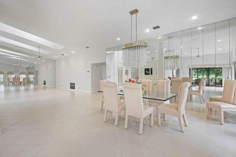 7003 Golf Pointe Circle, Tamarac FL - photo 10 of 55