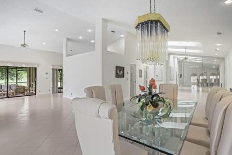 7003 Golf Pointe Circle, Tamarac FL - photo 11 of 55