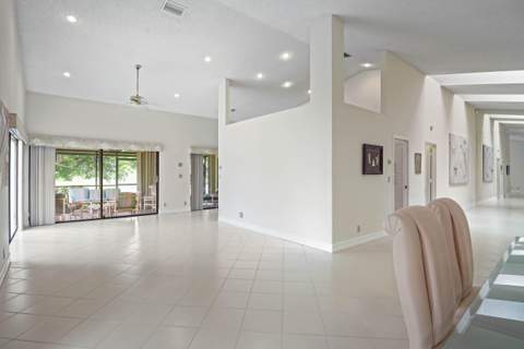 7003 Golf Pointe Circle, Tamarac FL - photo 12 of 55