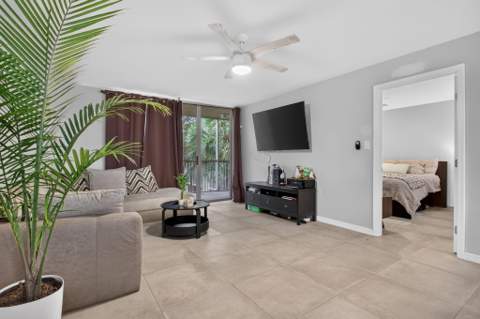 3301 NW 47th Terrace #308, Lauderdale Lakes FL - photo 16 of 28