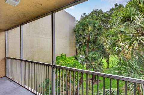 3301 NW 47th Terrace #308, Lauderdale Lakes FL - photo 19 of 28