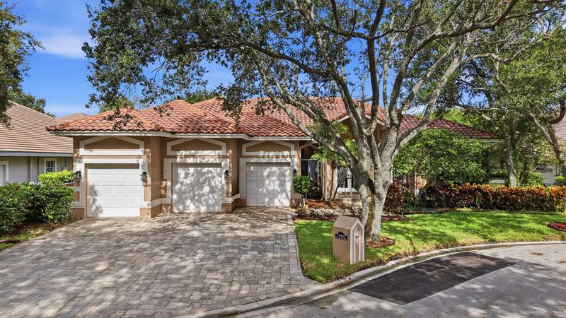 5 bedroom Single Family Residence at 1960 Hartford Way, Eagle Glen, Coral Springs — photo 3