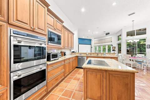 1960 Hartford Way, Coral Springs FL - photo 18 of 74