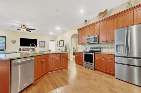 1870 NE Victorian Lane, Jensen Beach FL - photo 23 of 93