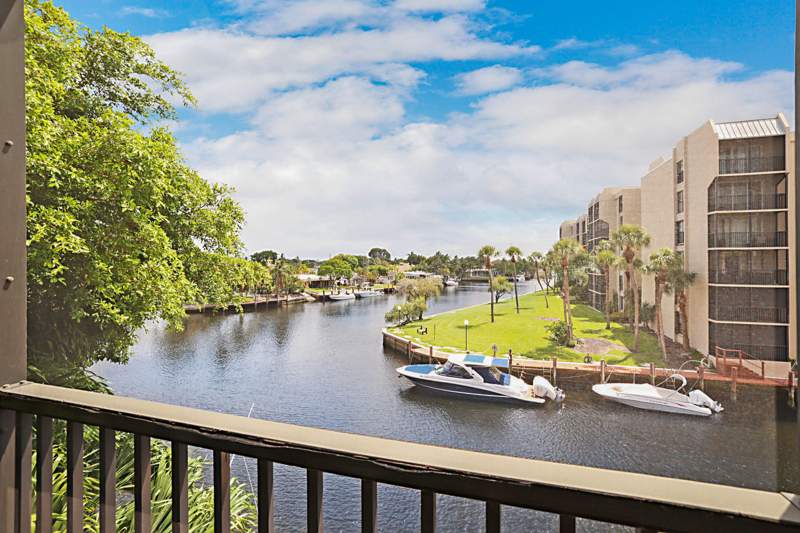 2 bedroom Condominium at 8 Royal Palm Way #3010, Boca Bayou Condo, Boca Raton — photo 2