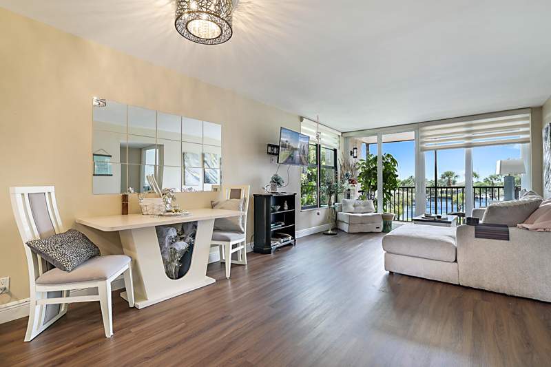 2 bedroom Condominium at 8 Royal Palm Way #3010, Boca Bayou Condo, Boca Raton — photo 5