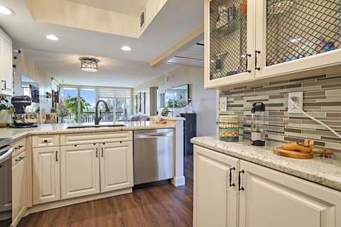 8 Royal Palm Way #3010, Boca Raton FL - photo 13 of 30