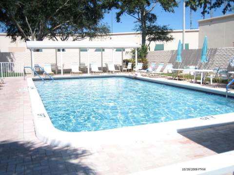 8167 Sandalwood Court, Boca Raton FL - photo 17 of 18