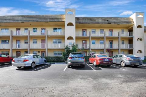8225 Sunrise Lakes Boulevard #303, Sunrise FL - photo 14 of 36