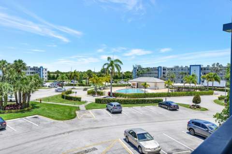 1049 Lincoln C, Boca Raton FL - photo 17 of 55