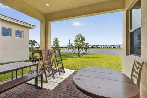 13802 Prickly Cone Cove, The Acreage FL - photo 24 of 28
