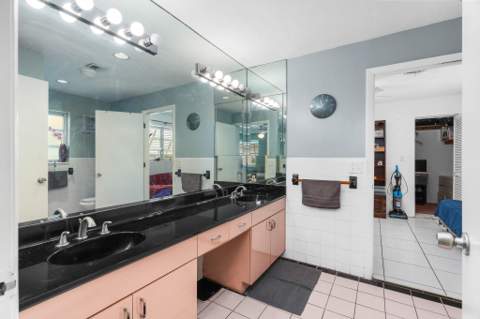 1601 NE 48th Court, Oakland Park FL - photo 23 of 52