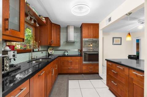 1601 NE 48th Court, Oakland Park FL - photo 12 of 52