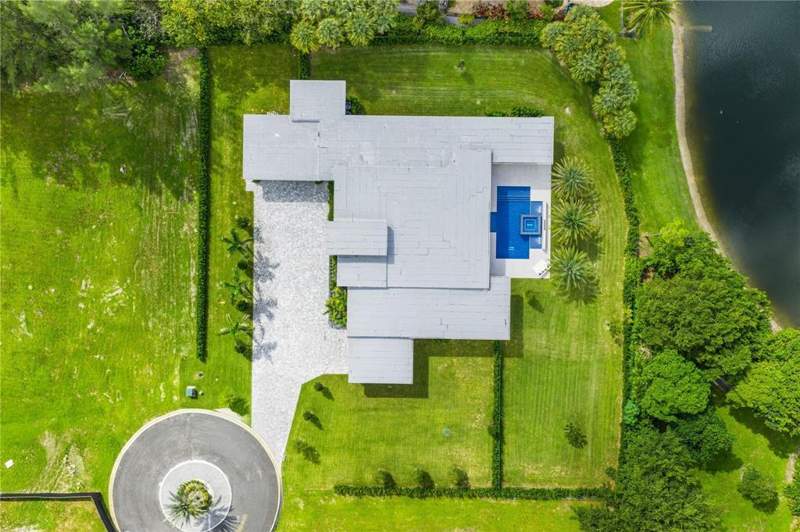 6 bedroom Single Family Residence at 8795 Valencia Court, Rayel Estates Plat 1, Parkland — photo 5